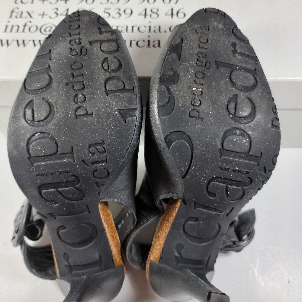 Pedro Garcia Yelena Leather Slingback Pumps - Picture 7 of 12